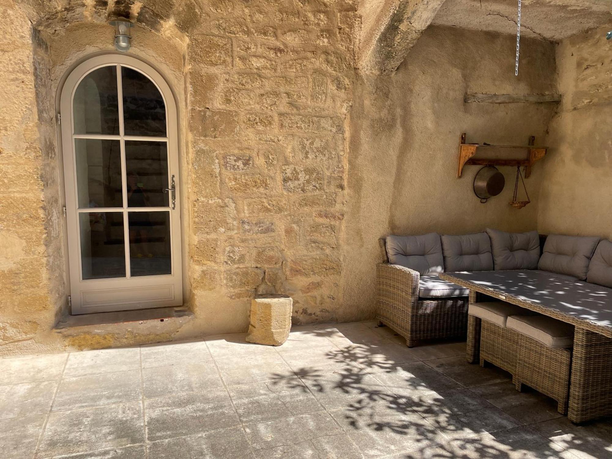 Le Petit Egregore, Patio Et Climatisation Lauris Extérieur photo